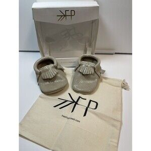 Freshly Picked Moccasin In Wink Sz 2 New